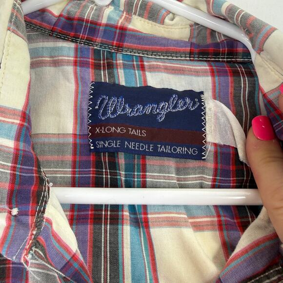 Wrangler Men's Vintage Retro Pearl Snap Short Sleeve Button Up Shirt - Picture 3 of 6